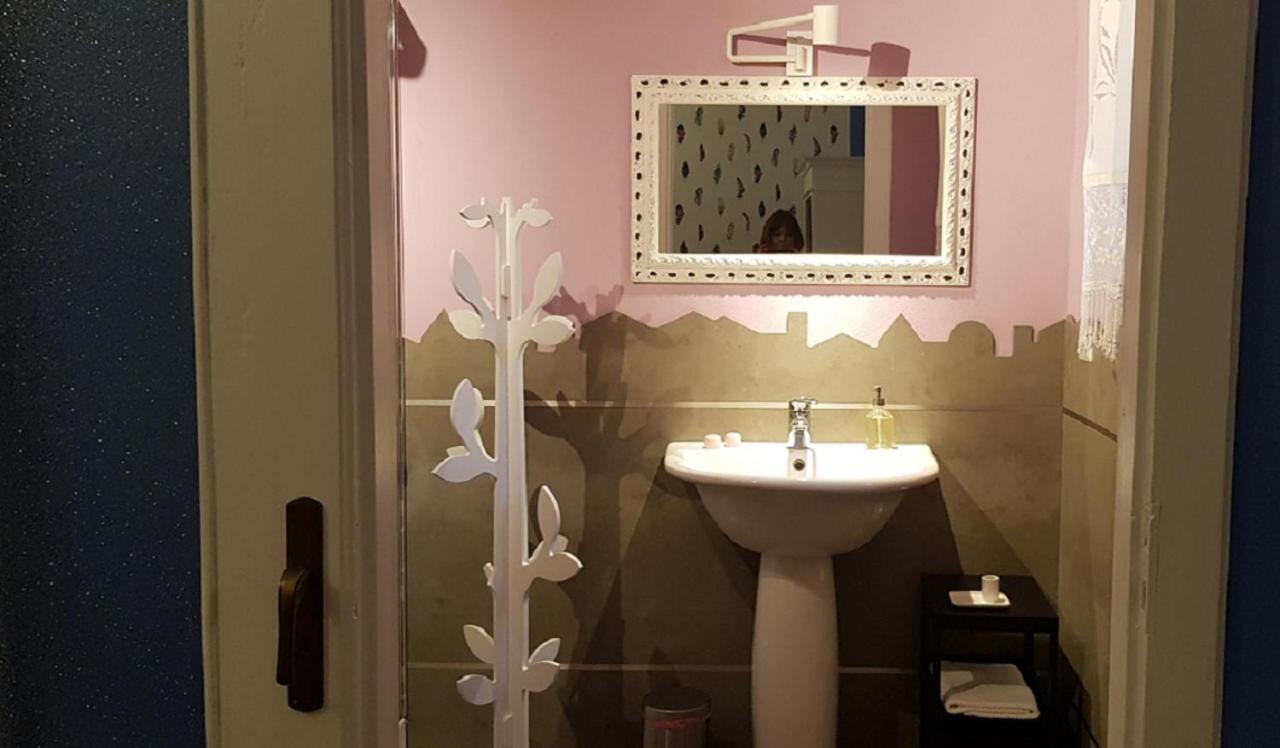 Cortile Gancia - Sweet House Bed and Breakfast Narzole Buitenkant foto